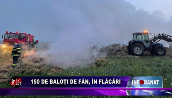 150 de baloți de fân, în flăcări