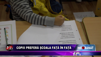 Copiii preferă școala față în față