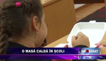 O masă caldă în școli