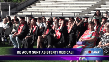 De acum sunt asistenți medicali