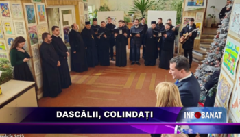 Dascălii, colindați