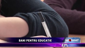 Bani pentru educație