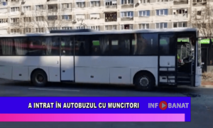 A intrat în autobuzul cu muncitori